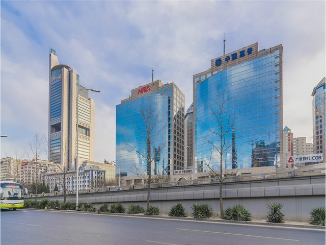 宝山区实木衣柜衣帽间订做哪家便宜